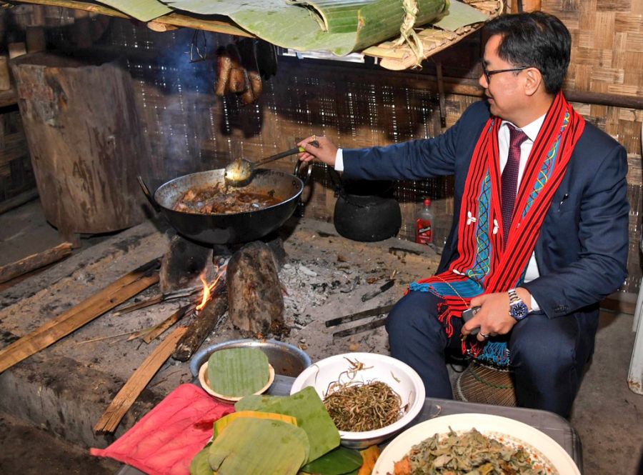 ‘When in Nagaland, do as the Nagas do!,’ says Rijiju whilse ‘cooking’ in Kisama